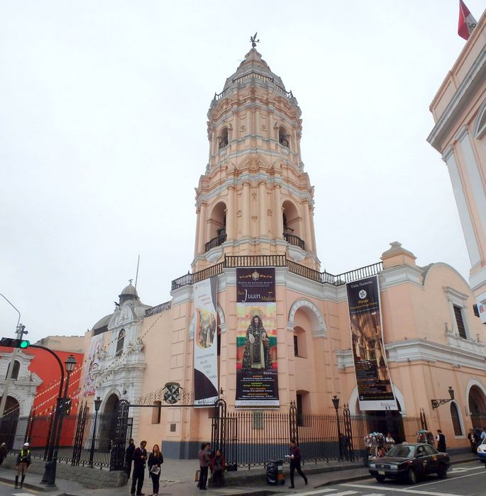 Bas&iacute;lica de Santo Domingo.